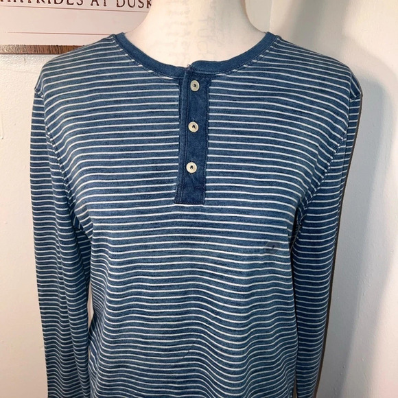 AéRopostale,S, NWT, Long sleeve pinstripe crewneck 1/4 button front 100% cotton - Picture 1 of 8